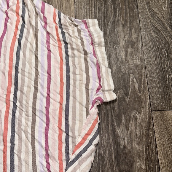 Striped Top - Picture 4 of 5